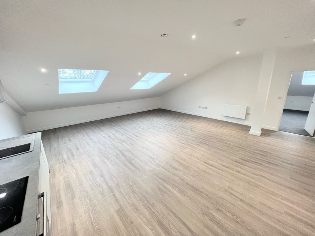 Ashwood Park, Ashwood Way