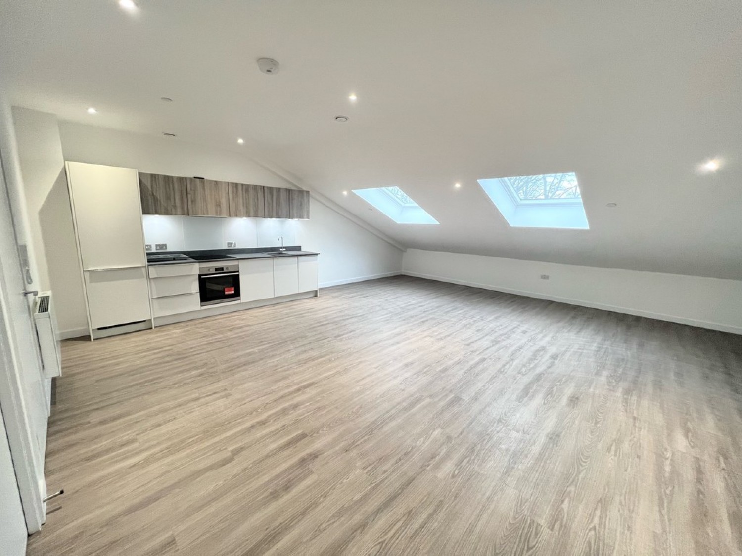 2 bedroom Flat for Letting Ashwood Park, Ashwood Way