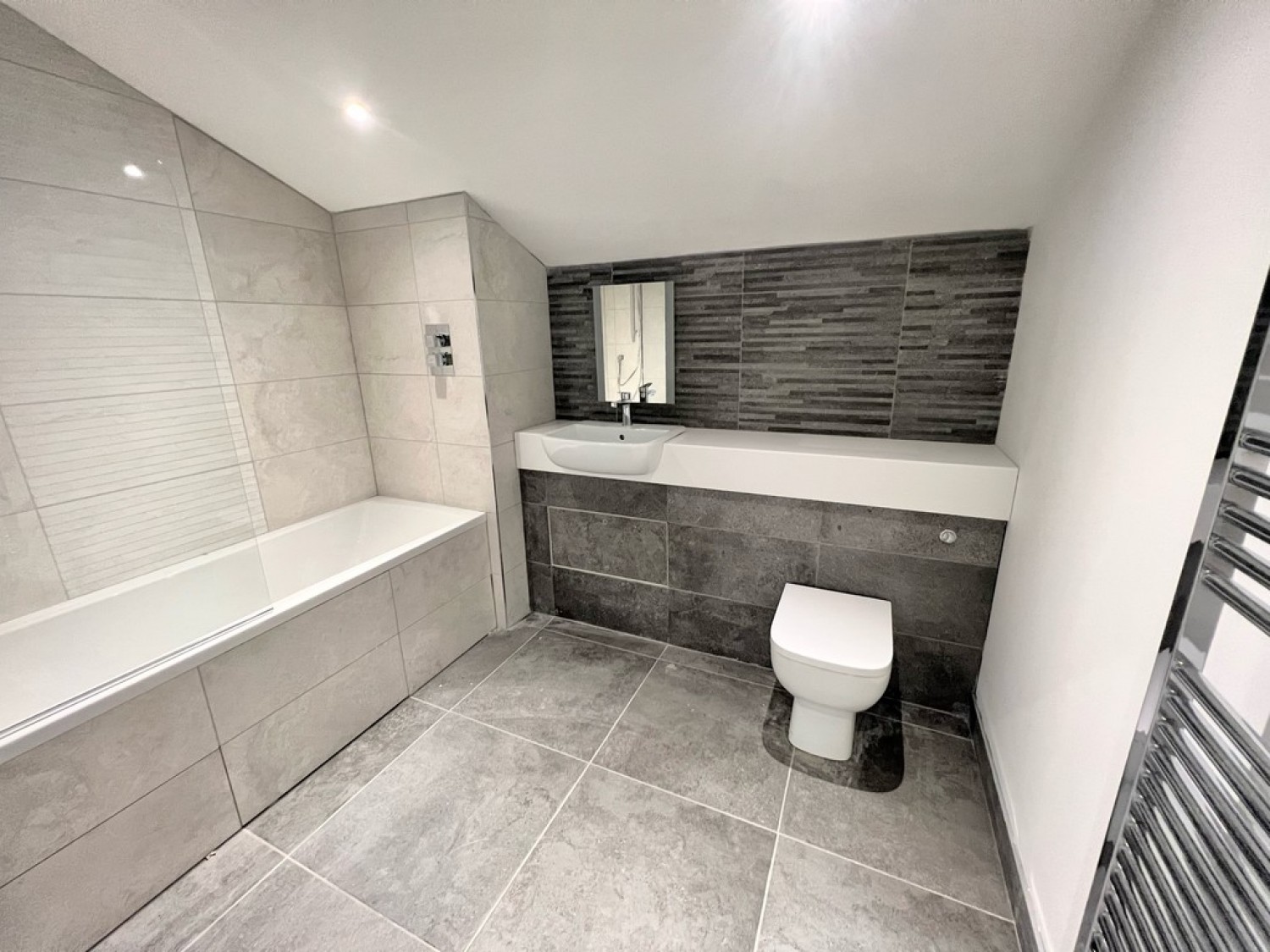 2 bedroom Flat for Letting Ashwood Park, Ashwood Way