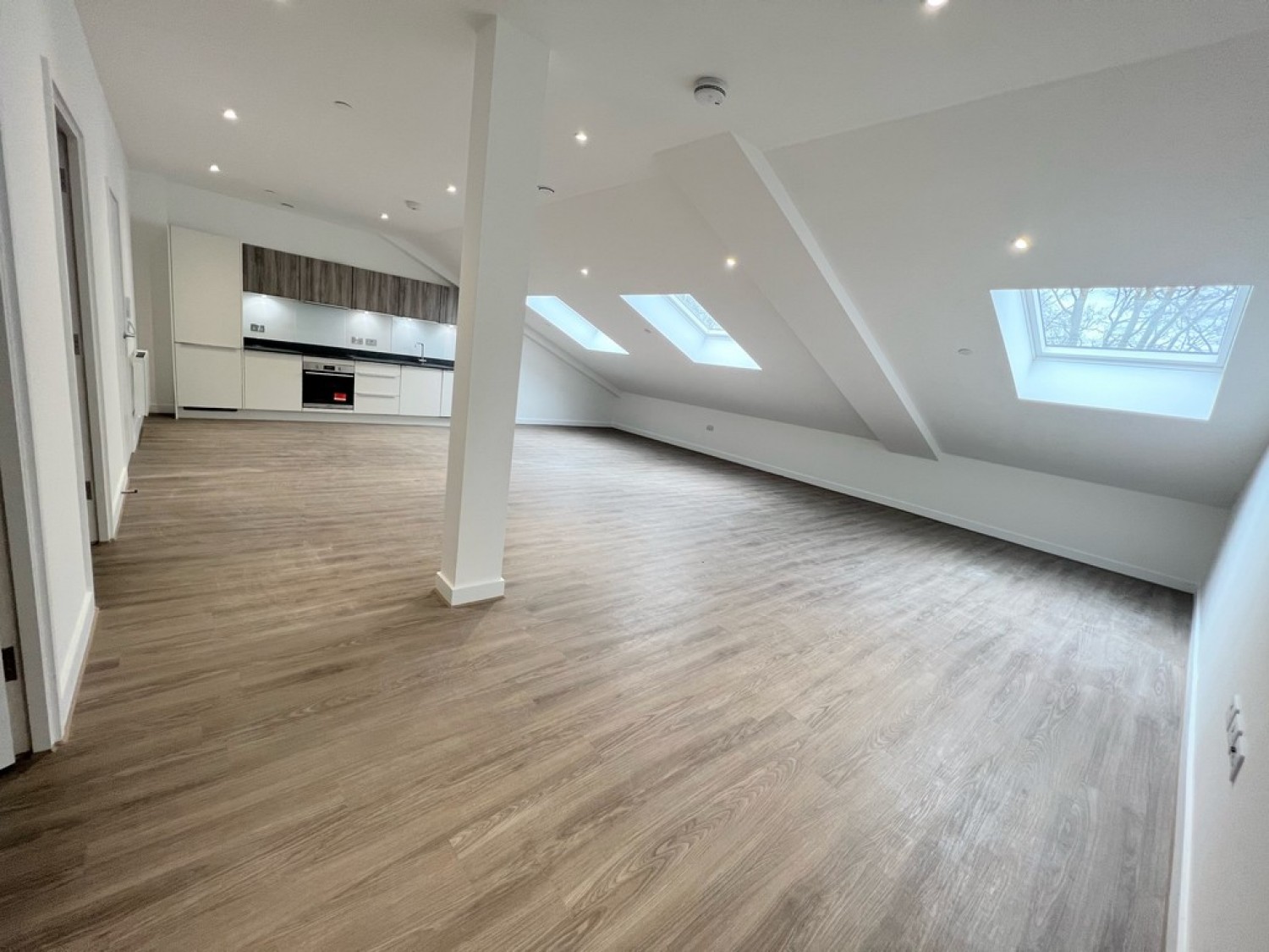 2 bedroom Flat for Letting Ashwood Park, Ashwood Way