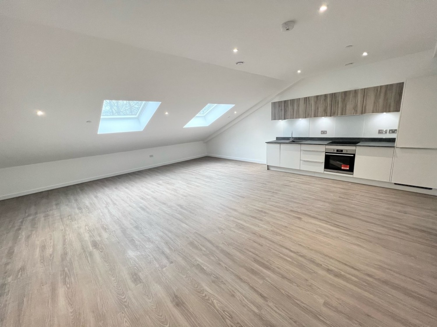 Meadow House, Ashwood Way