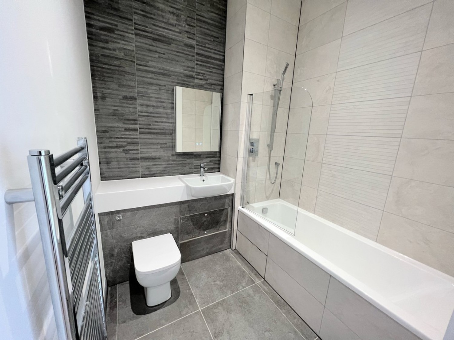 2 bedroom Flat for Letting Ashwood Park, Ashwood Way