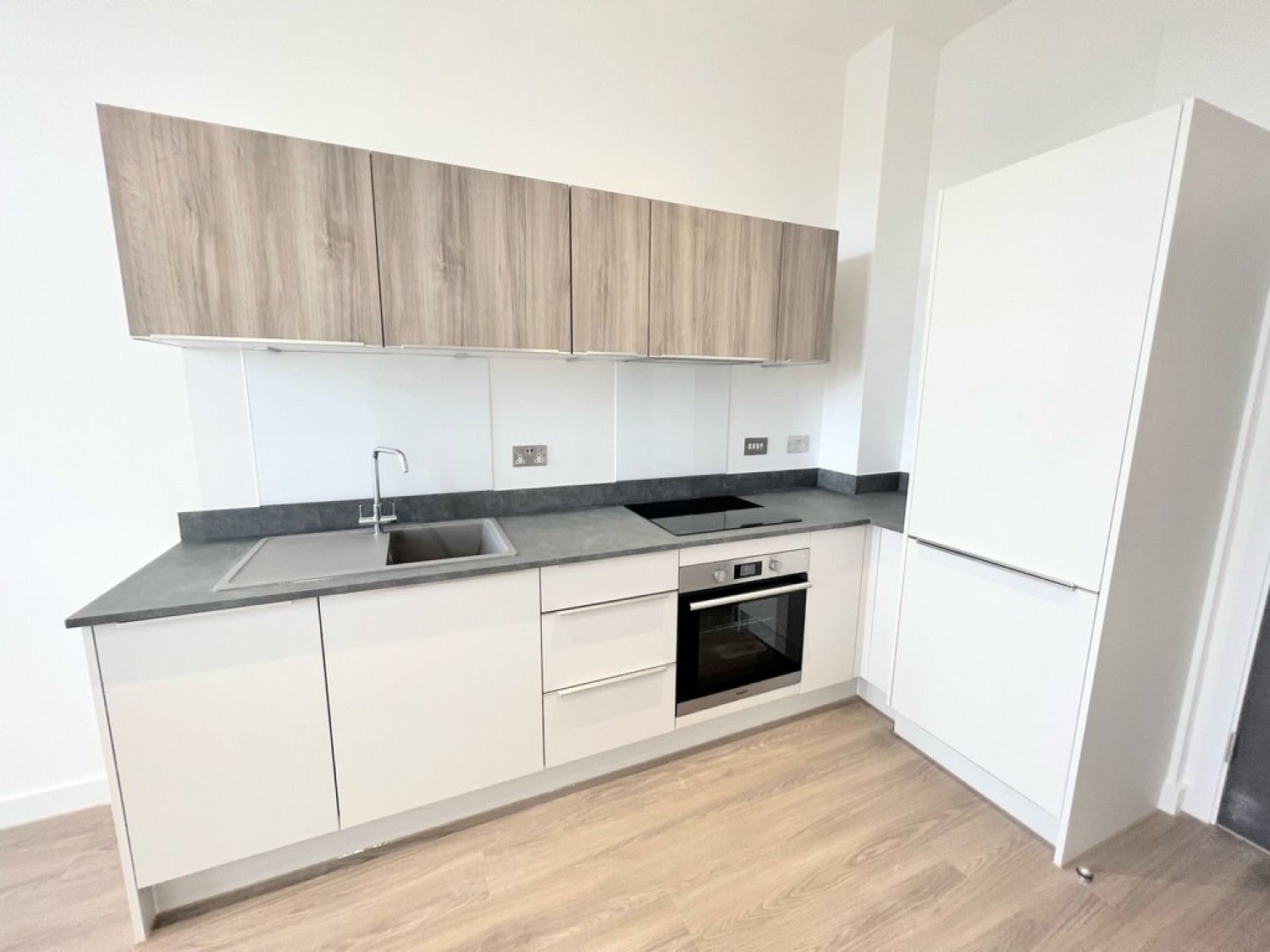 1 bedroom Flat for Letting Ashwood Park, Ashwood Way