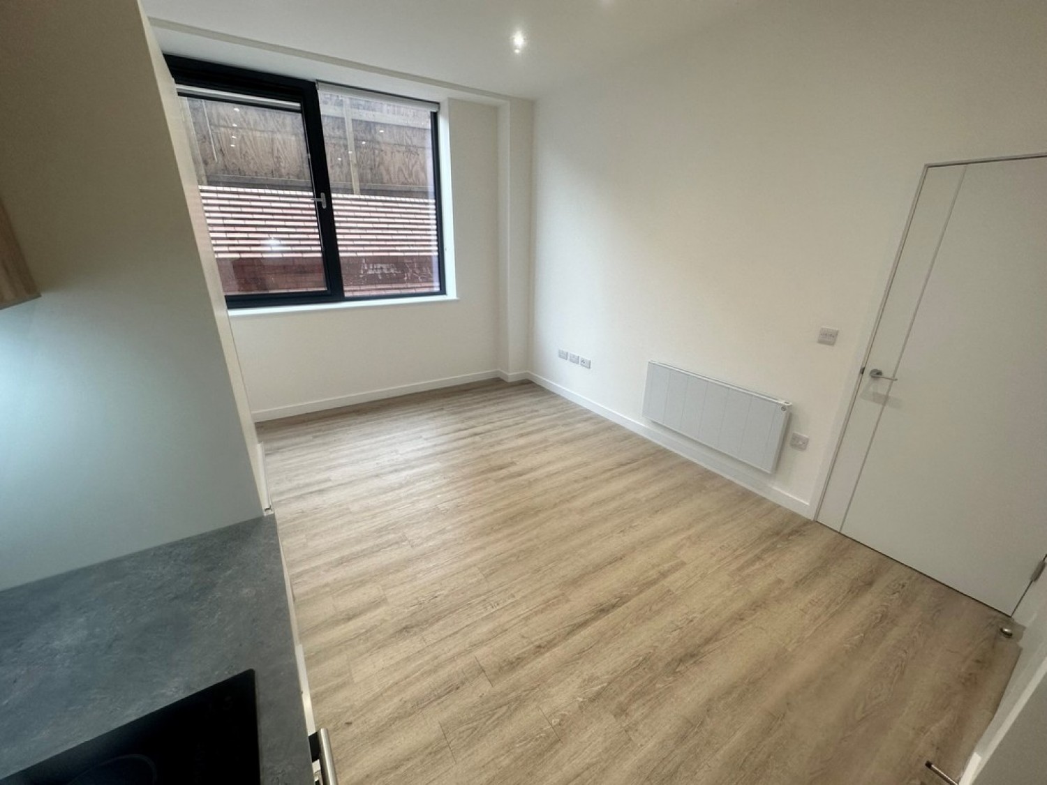 1 bedroom Flat for Letting Normandy House, Alencon Link