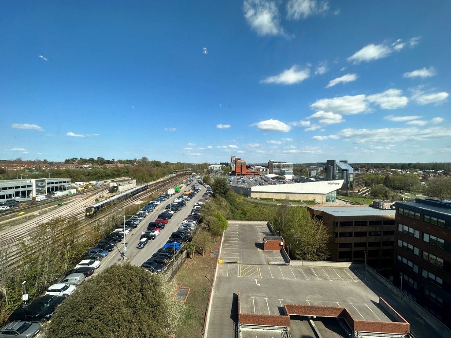 2 bedroom Flat in Normandy House, Alencon Link