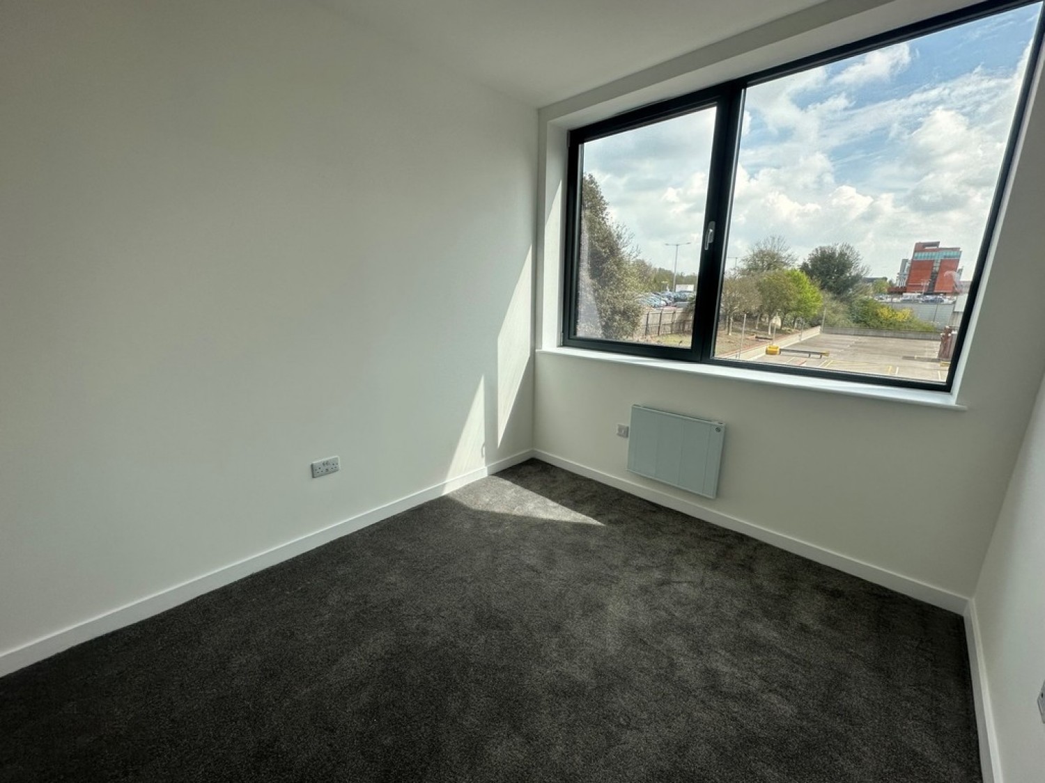 2 bedroom Flat for Letting Normandy House, Alencon Link