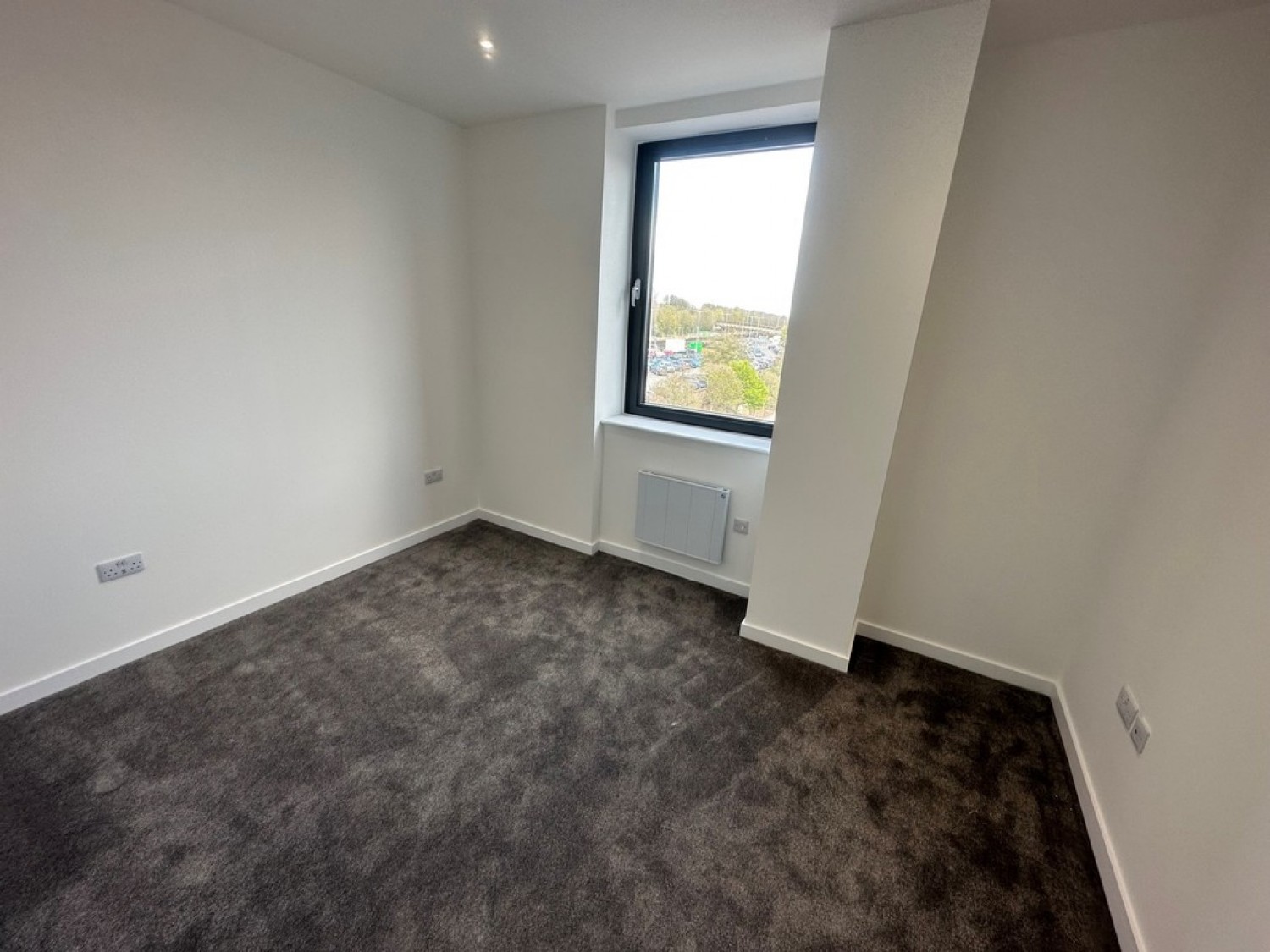 2 bedroom Flat for Letting Normandy House, Alencon Link