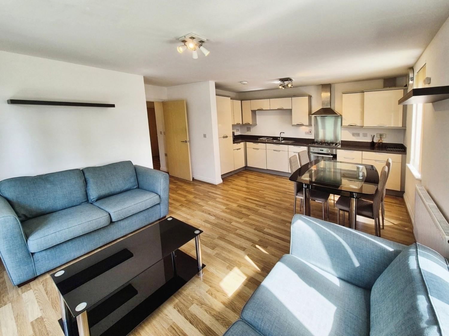 2 bedroom Flat for Sale Sinclair Drive