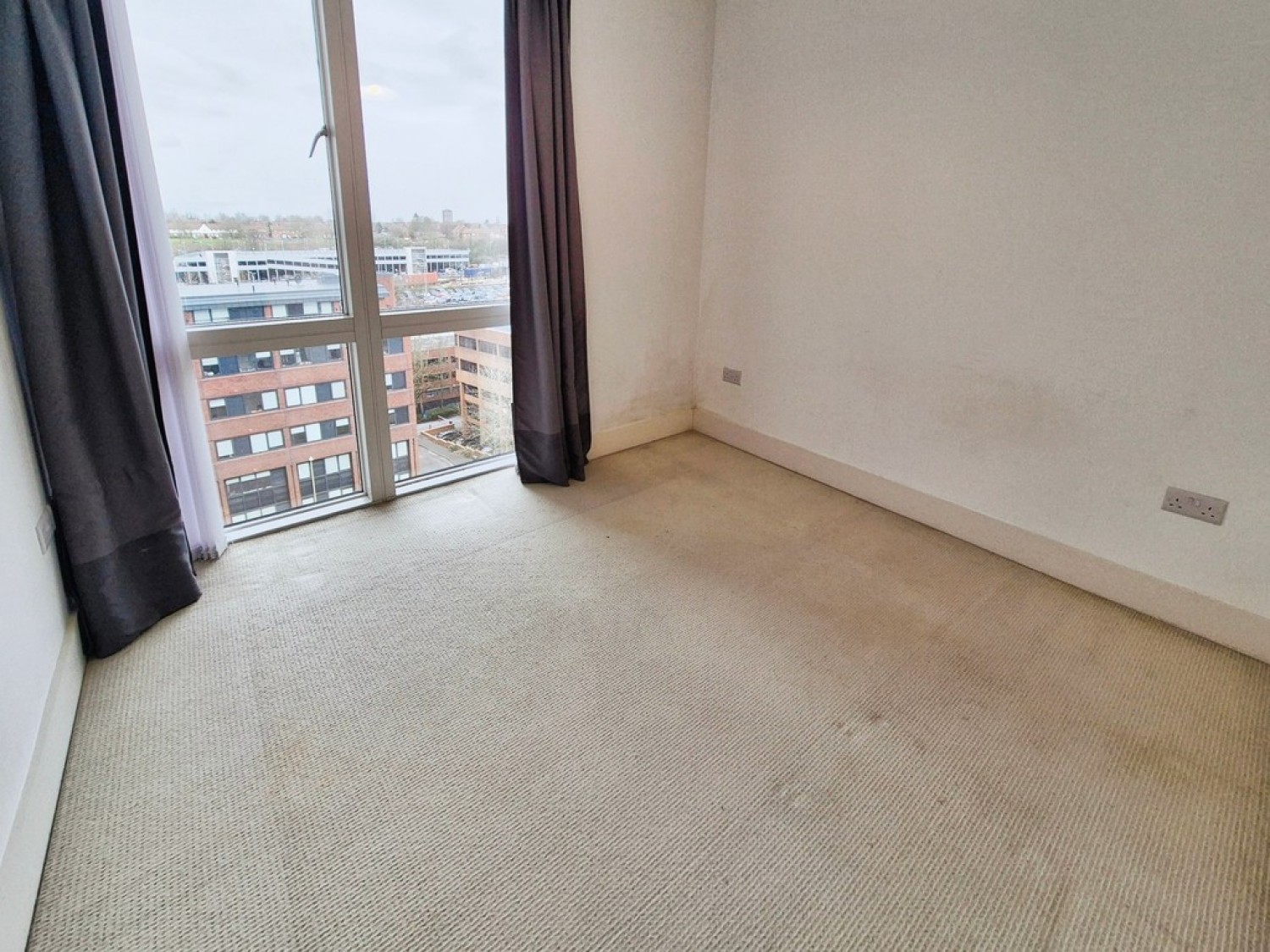 2 bedroom Flat for Letting Town Centre