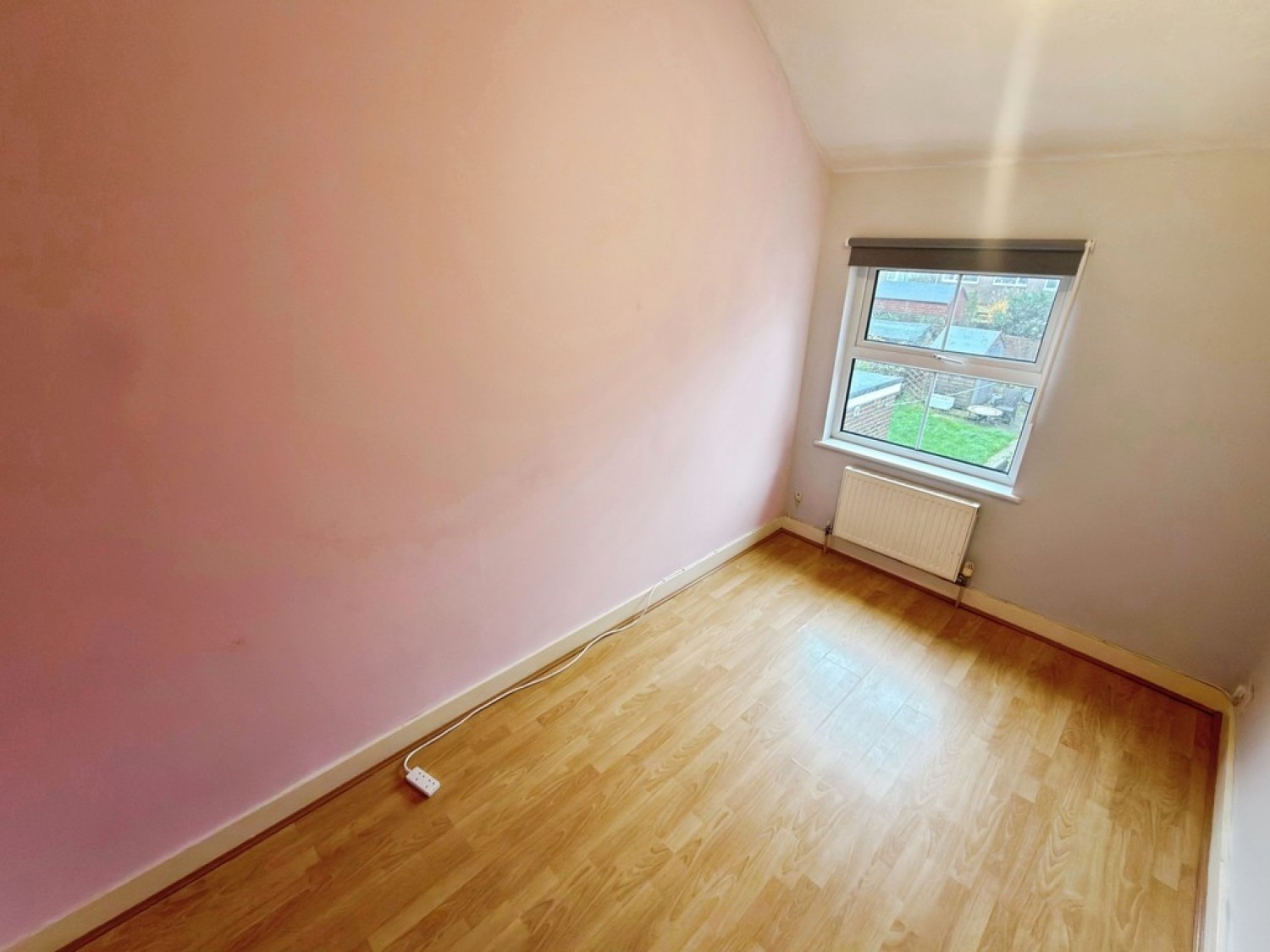 2 bedroom House for Sale Town Centre