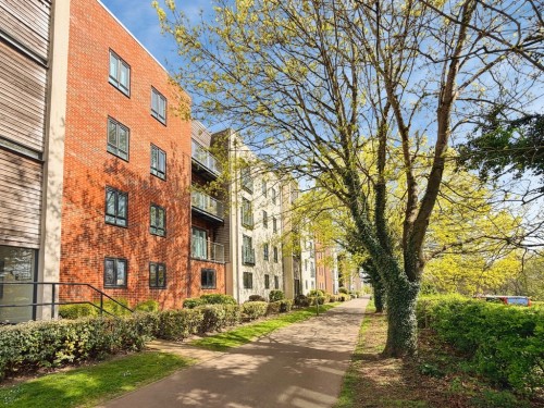 Sinclair Drive, RG21