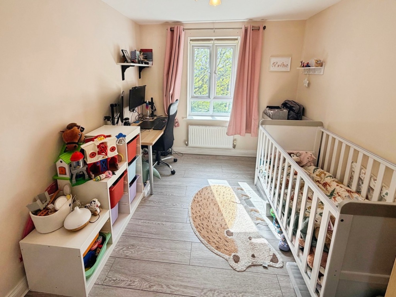 2 bedroom Flat for Sale Sinclair Drive, RG21