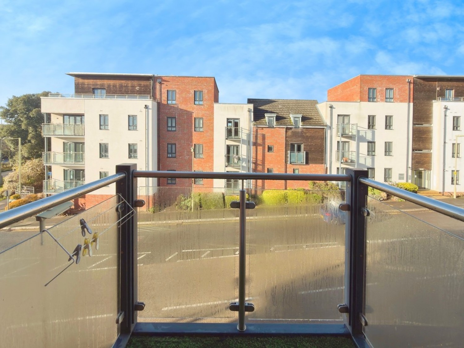 2 bedroom Flat for Sale Sinclair Drive