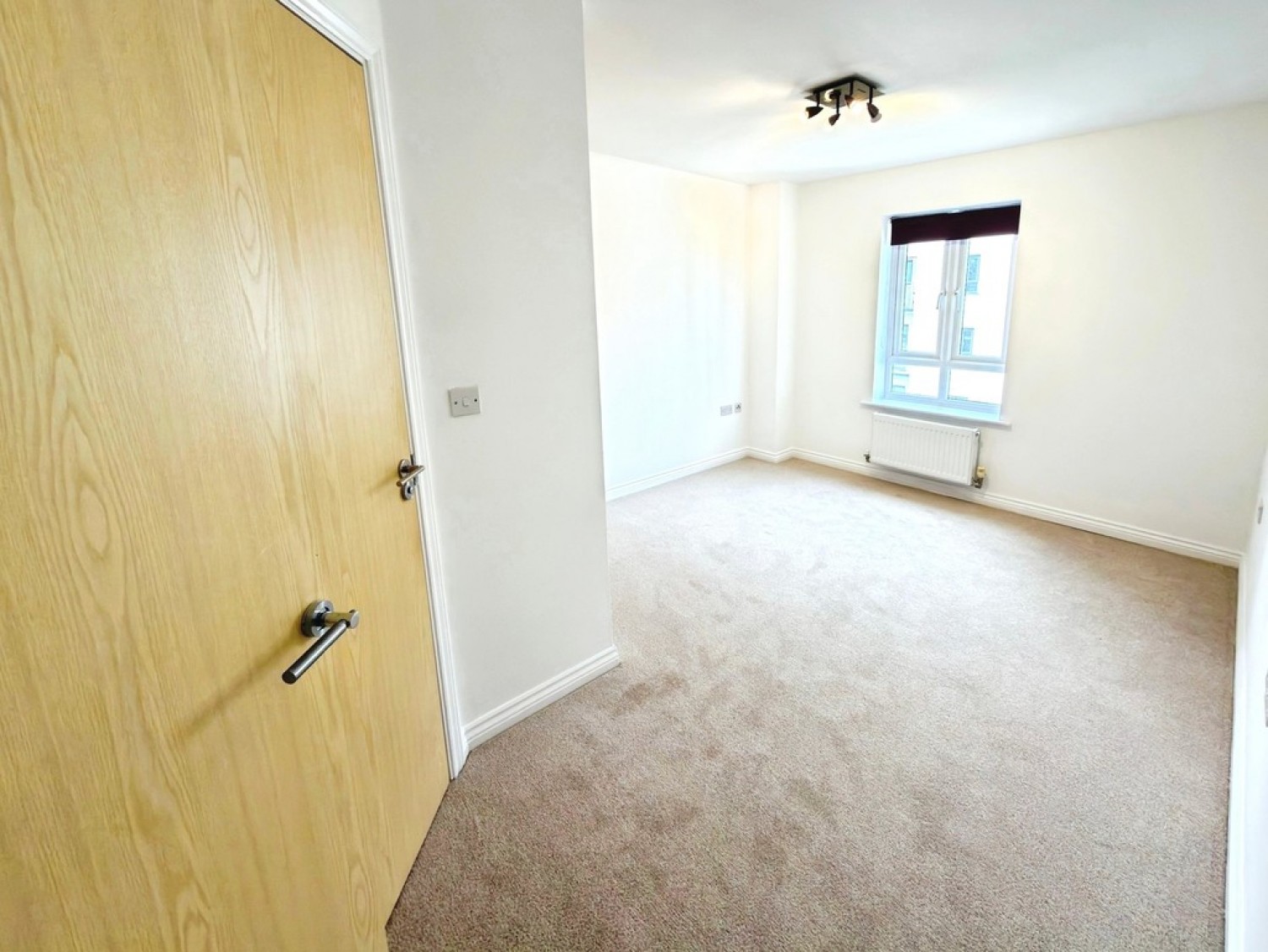 2 bedroom Flat for Sale Sinclair Drive