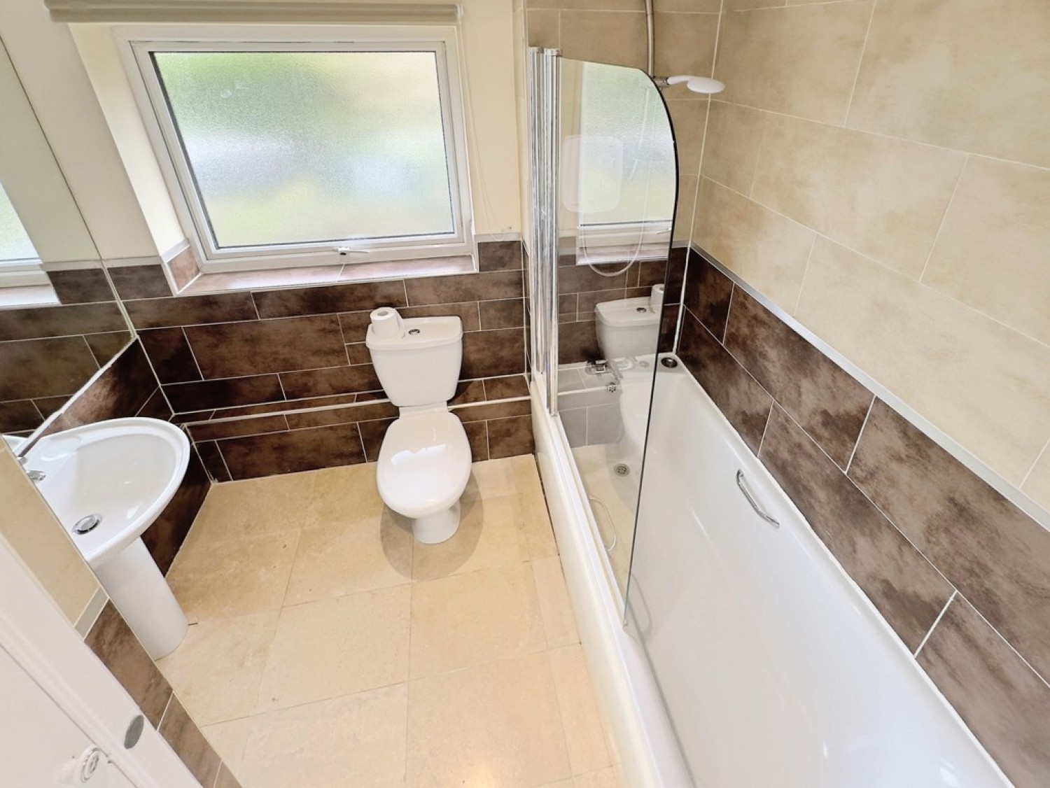 2 bedroom Flat in Brighton Hill