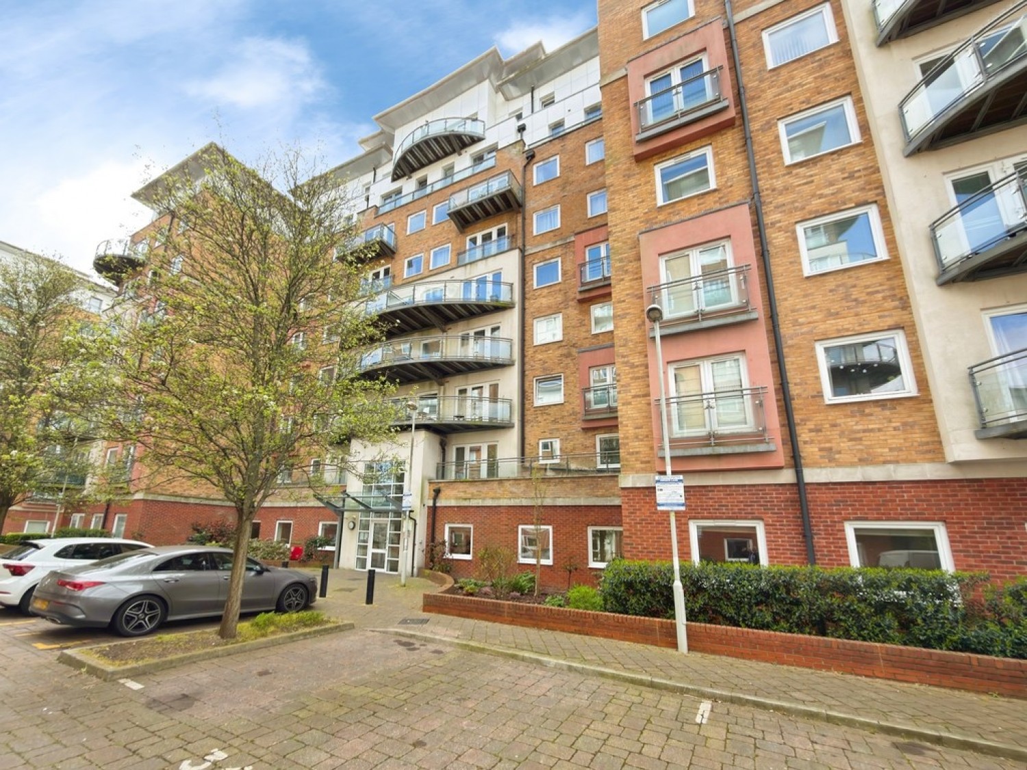 1 bedroom Flat for Letting Winterthur Way