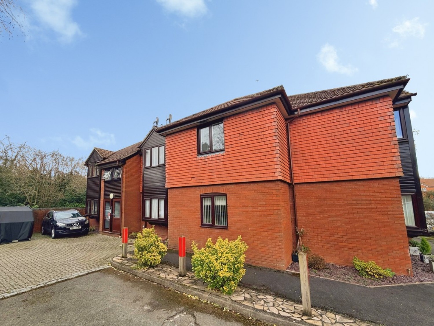 2 bedroom Flat for Sale Sherfield-on-Loddon