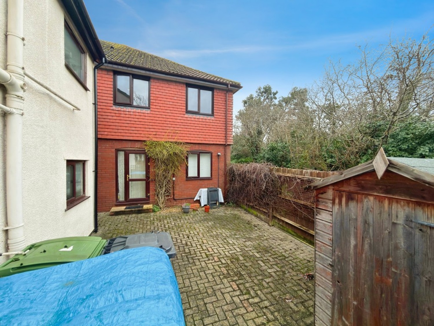 2 bedroom Flat for Sale Sherfield-on-Loddon
