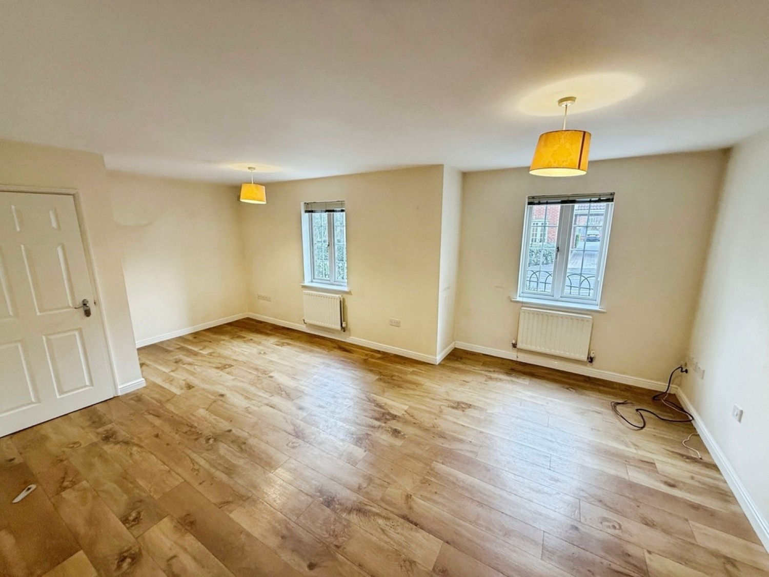 2 bedroom Flat for Sale Wedderburn Avenue