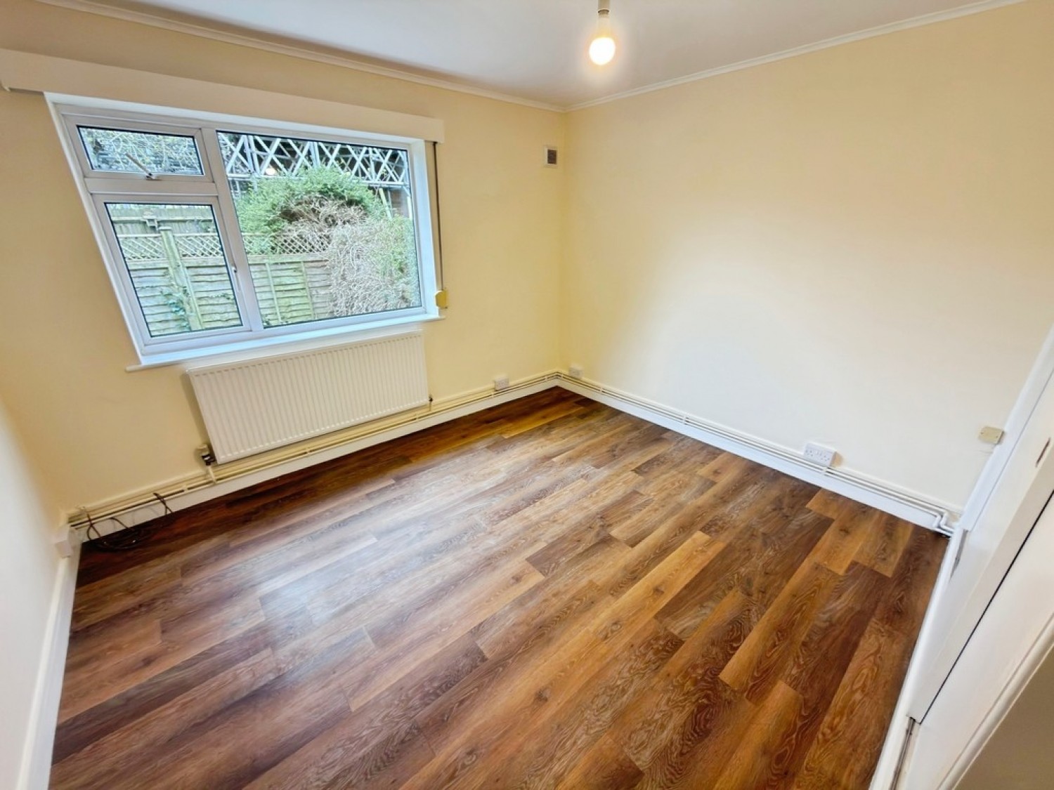 2 bedroom Flat for Sale Montague Place