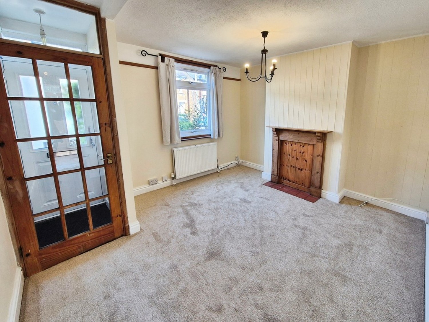 3 bedroom House for Sale Town Centre