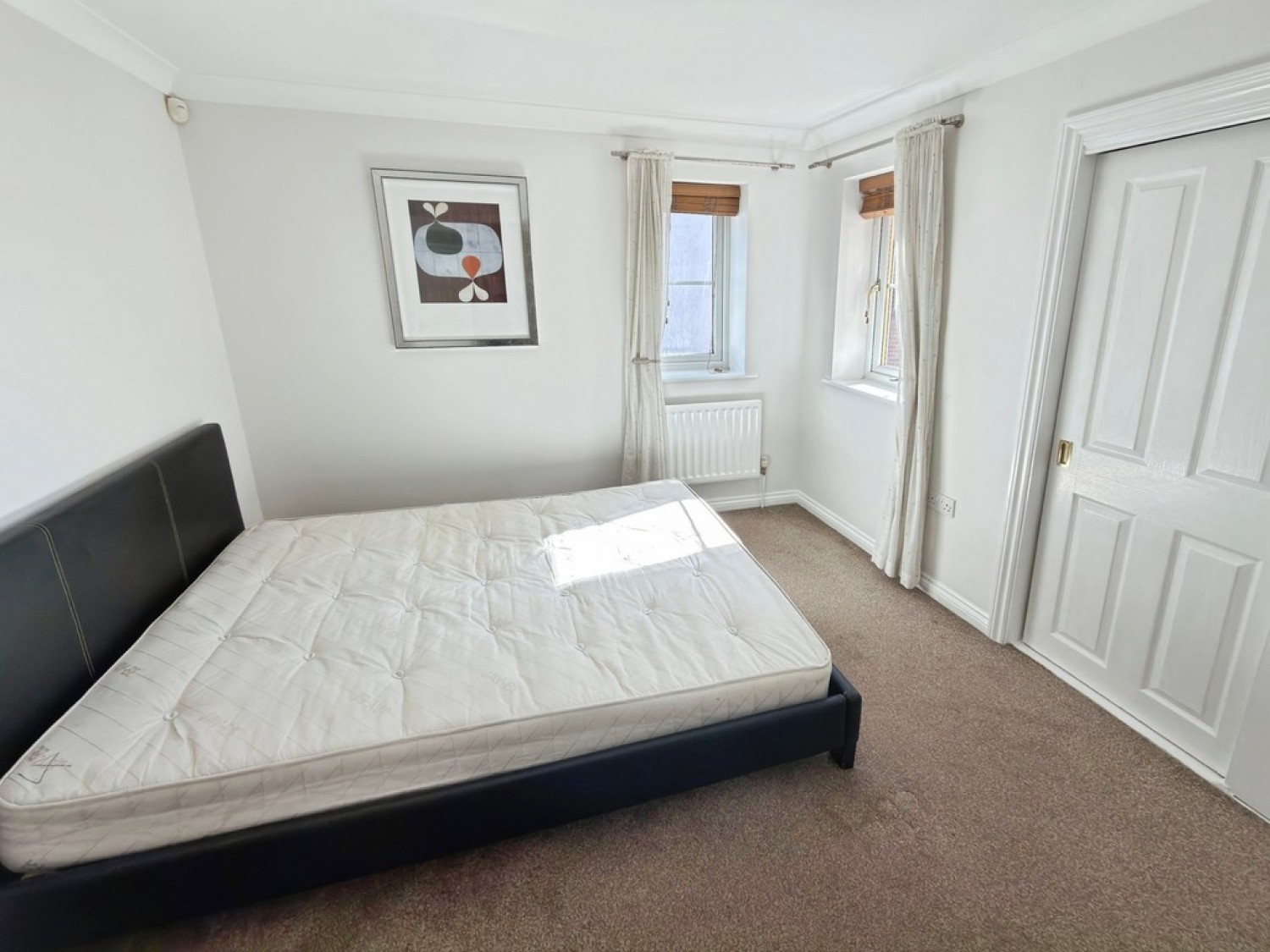 2 bedroom Flat for Letting Sarum Hill