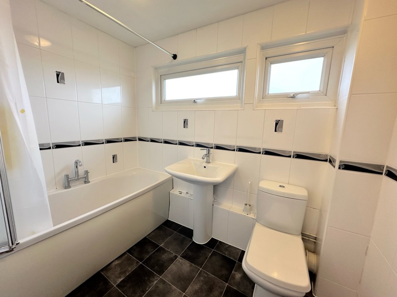 2 bedroom Flat for Sale Popley