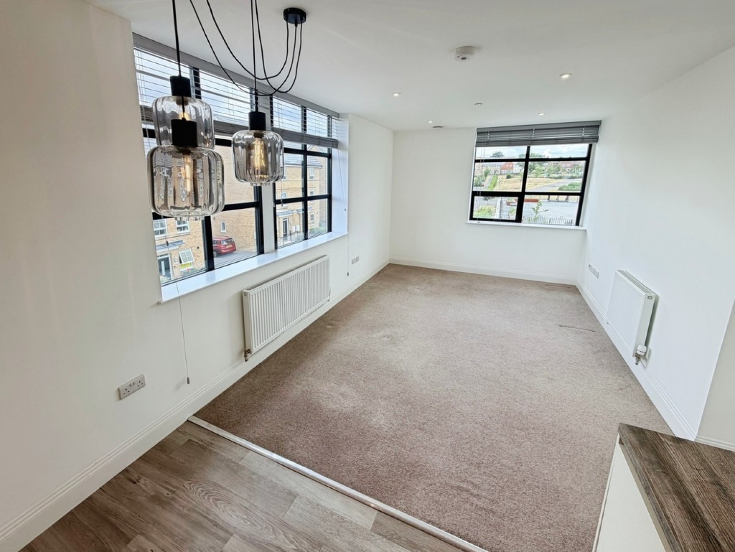 2 bedroom Flat for Letting Lilly Court, Chapel Gate
