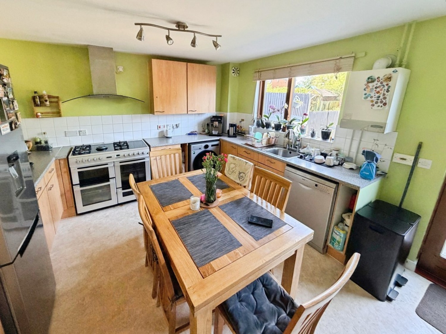 3 bedroom House for Sale Oakridge