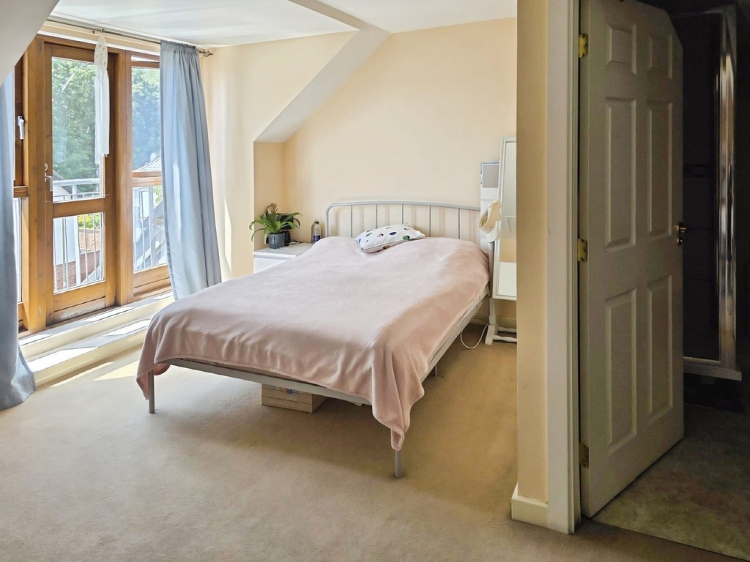 3 bedroom House for Sale Oakridge