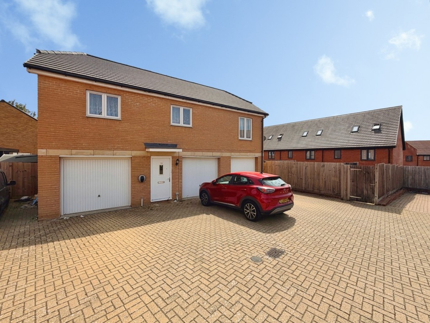 2 bedroom House for Sale Sherbourne Fields