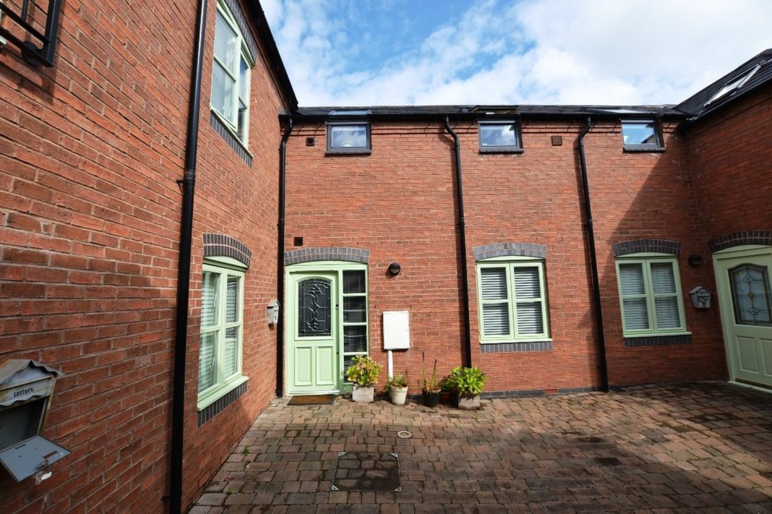 Farriers Yard, Swan Street