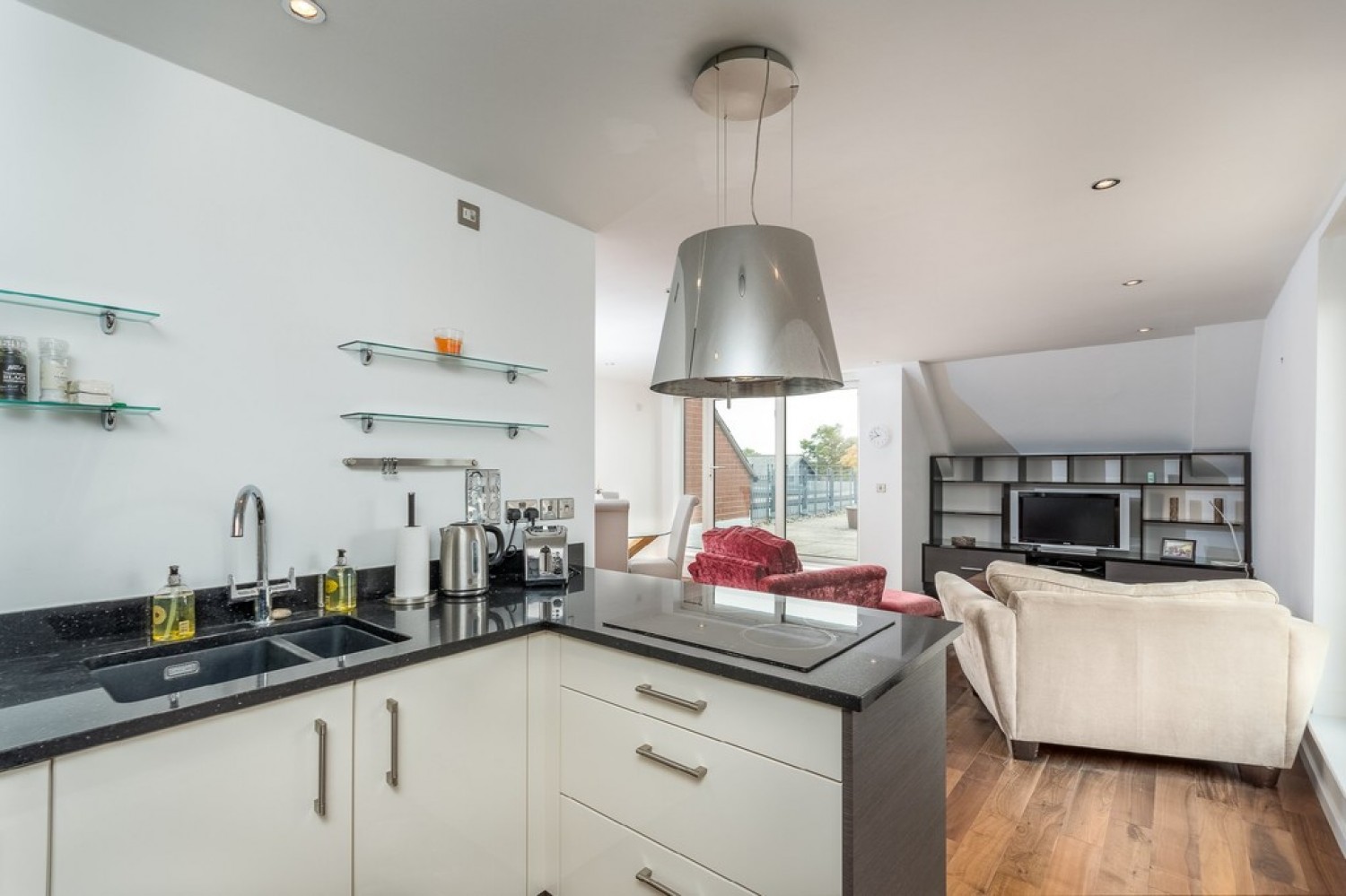 2 bedroom Flat for Letting Regent House, The Parade, Leamington Spa