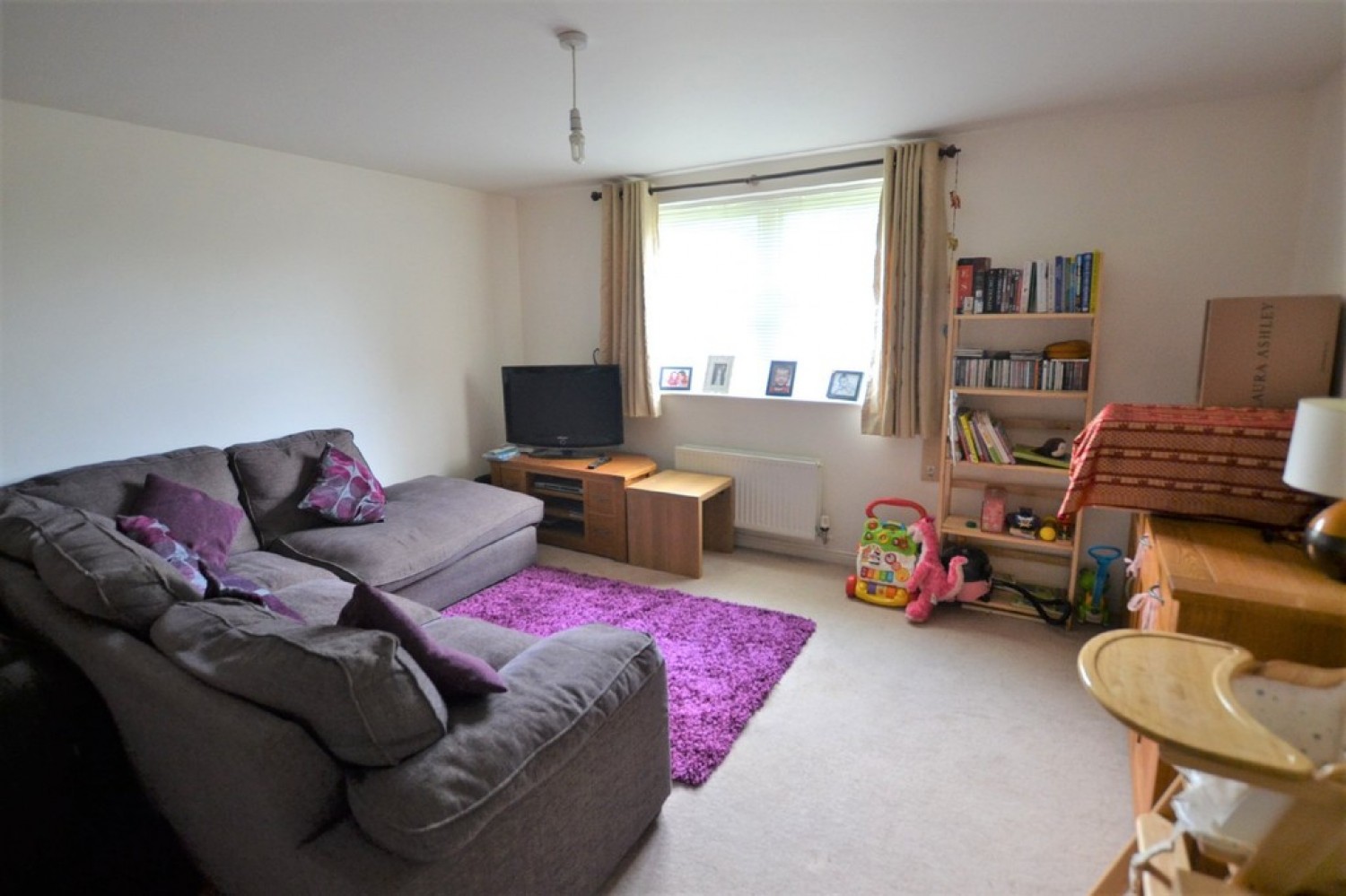 2 bedroom Flat for Letting Bremridge Close, Barford