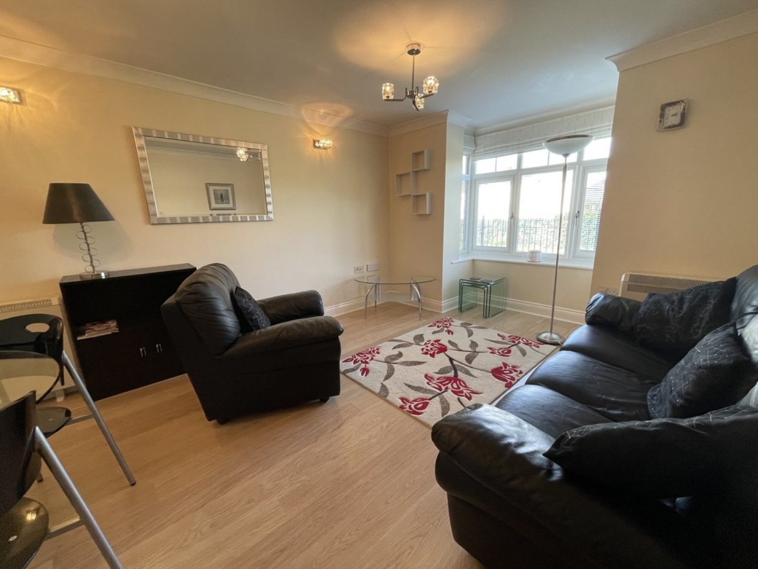 2 bedroom Flat for Letting Bread &amp; Meat Close, Warwick