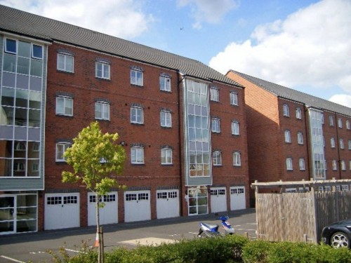 Chandley Wharf, Warwick