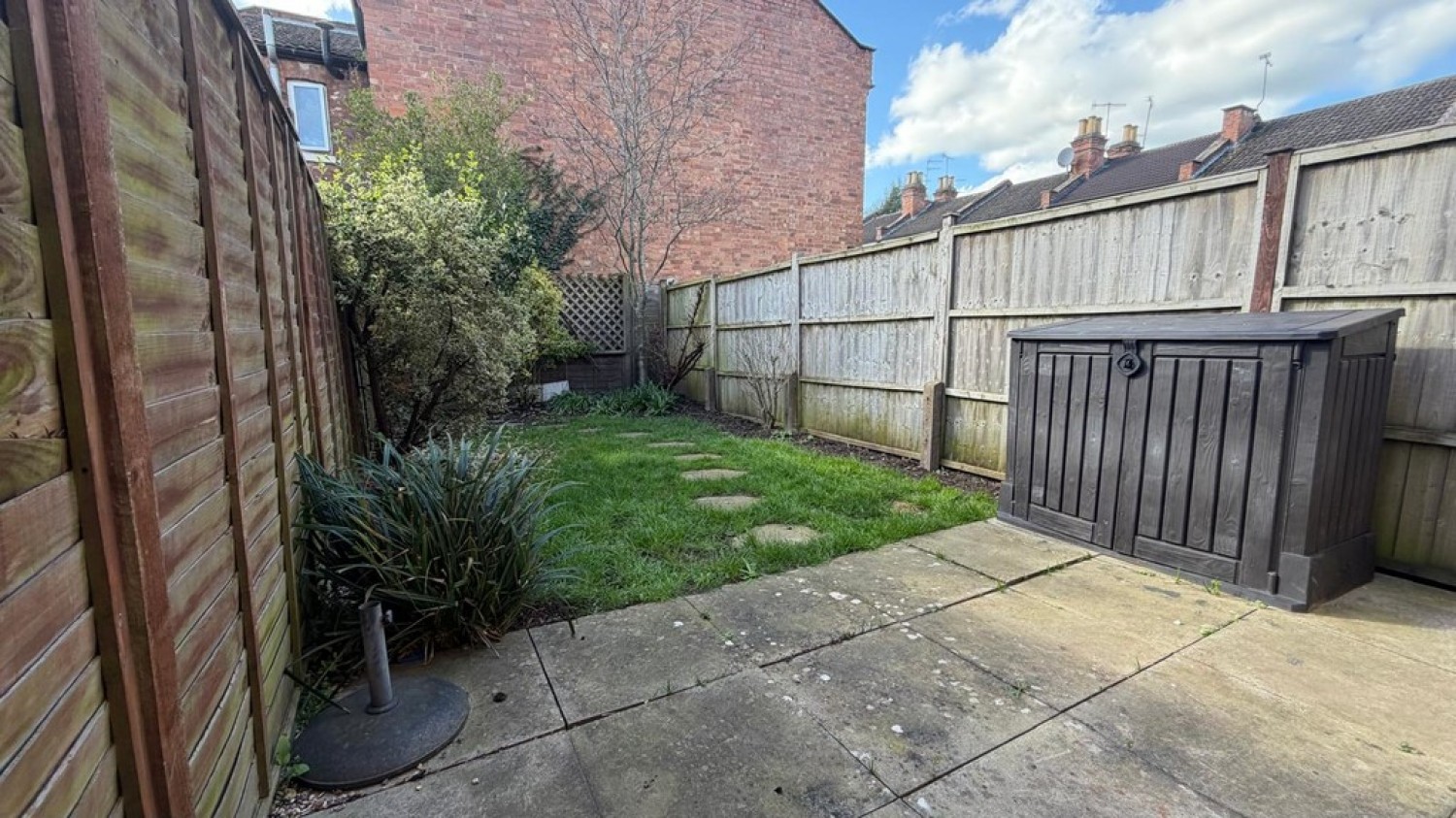 2 bedroom House for Letting Styles Close, Leamington Spa