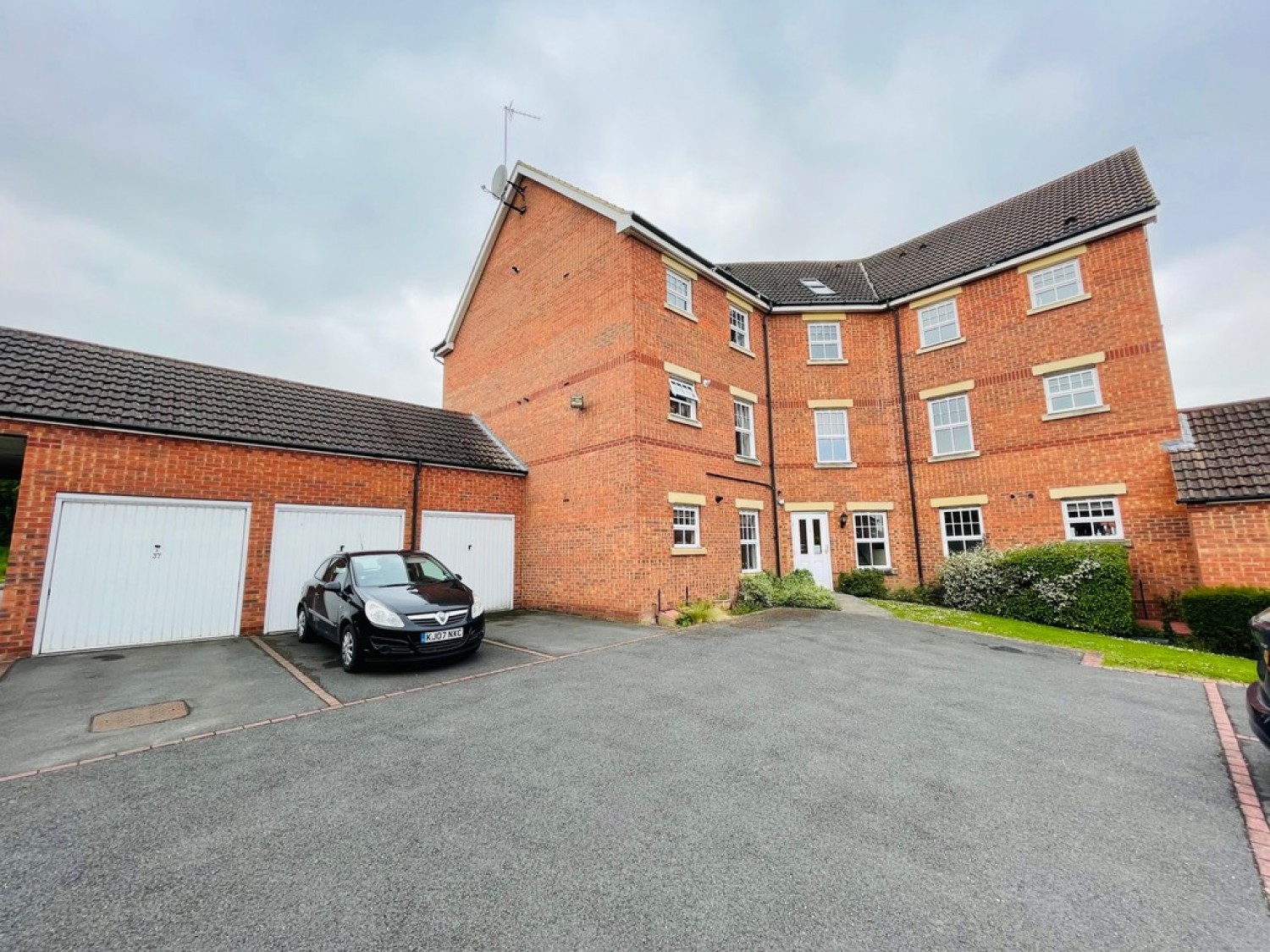 Bromhurst Way, Warwick