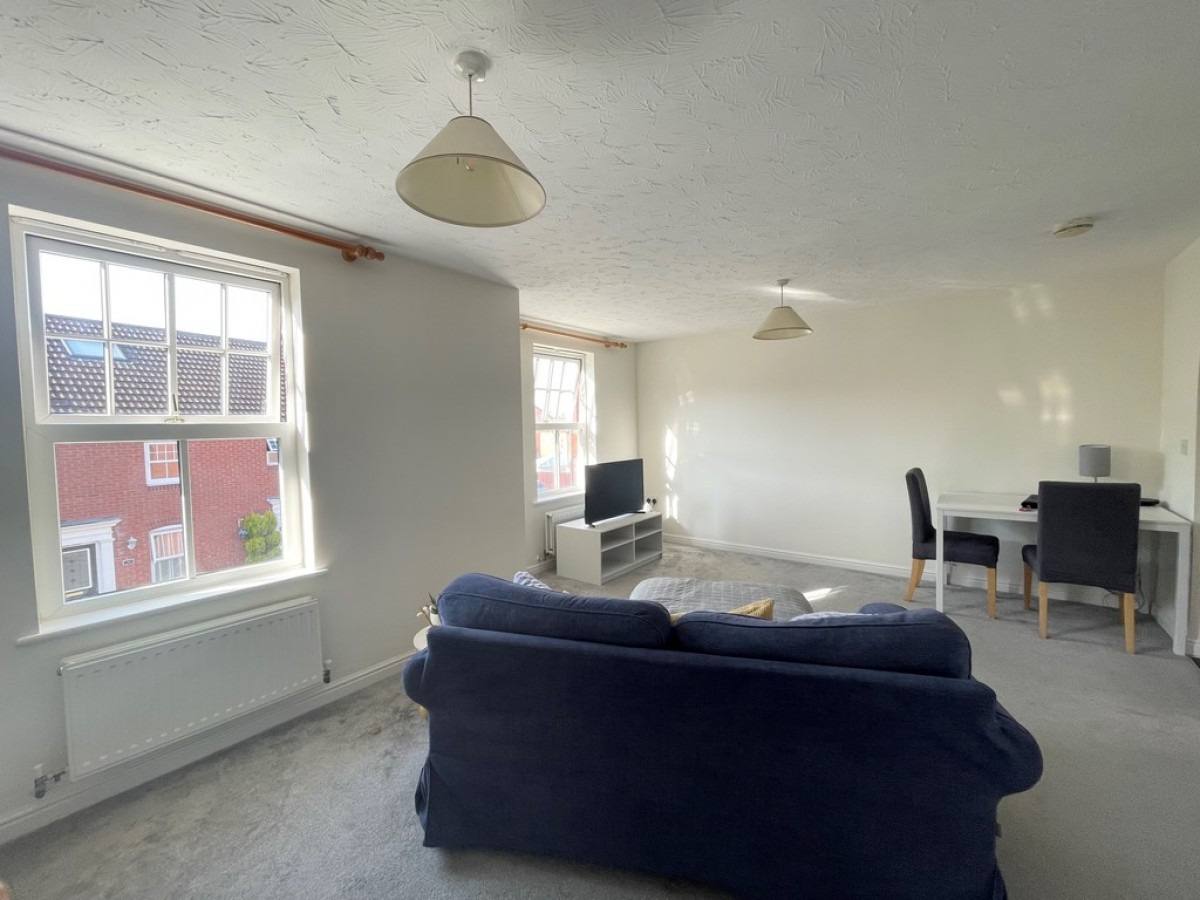 Bromhurst Way, Warwick
