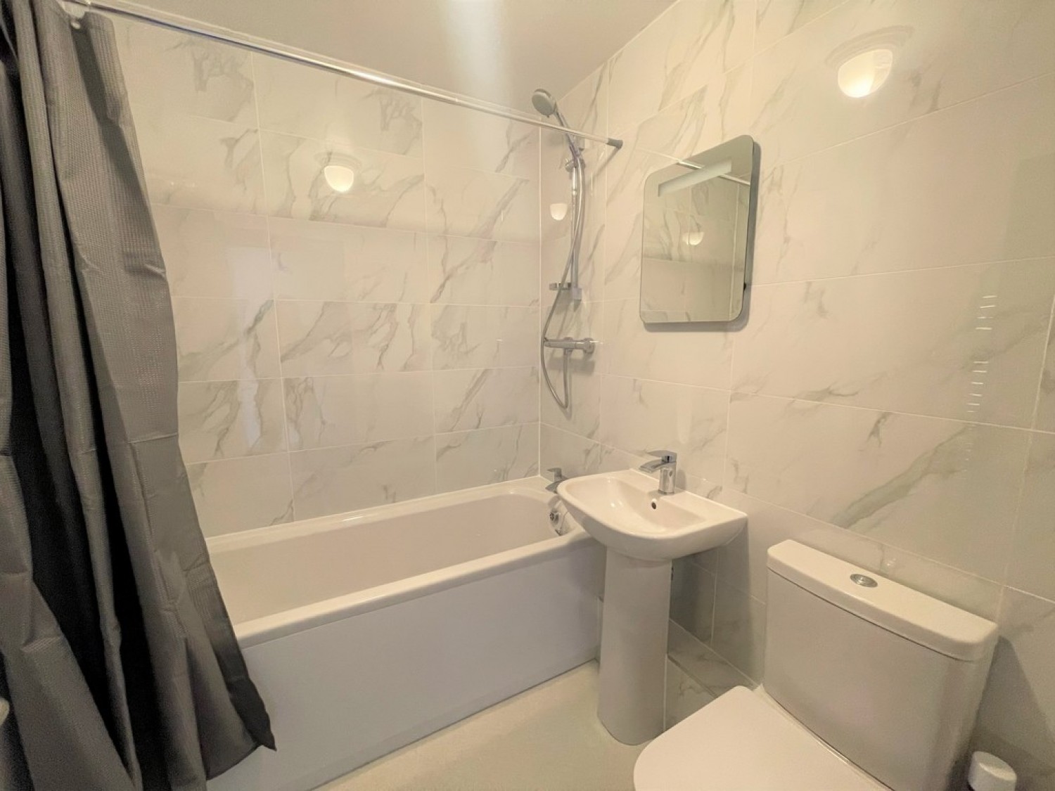 The Locks, Moorings, Myton Road