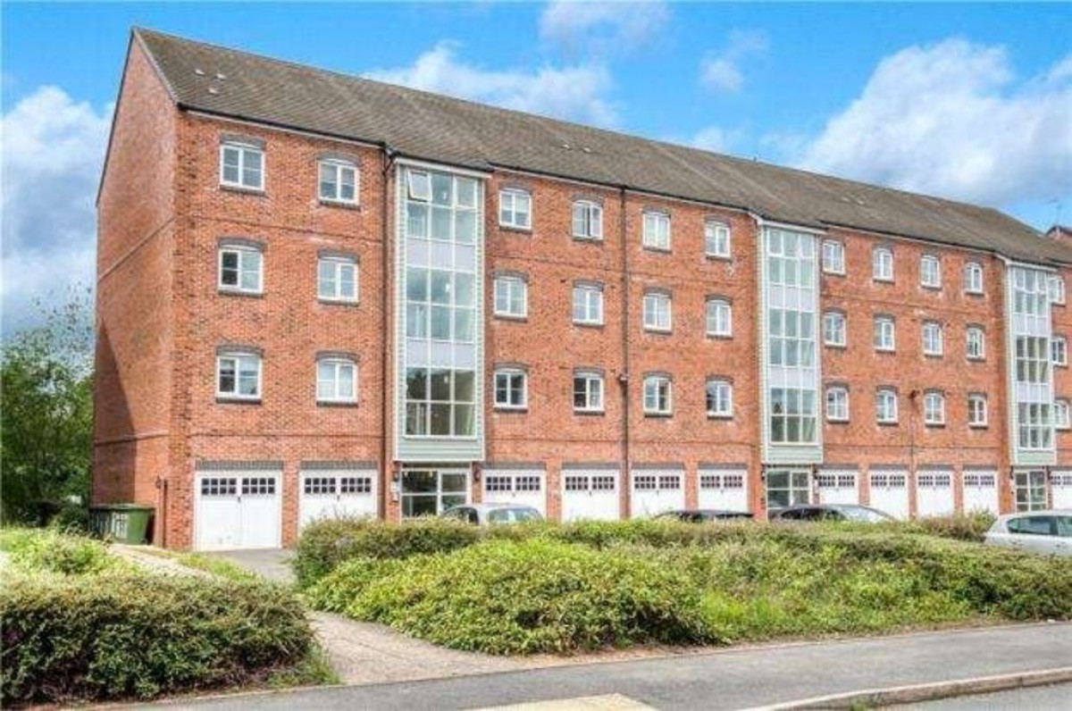 Chandley Wharf, Warwick