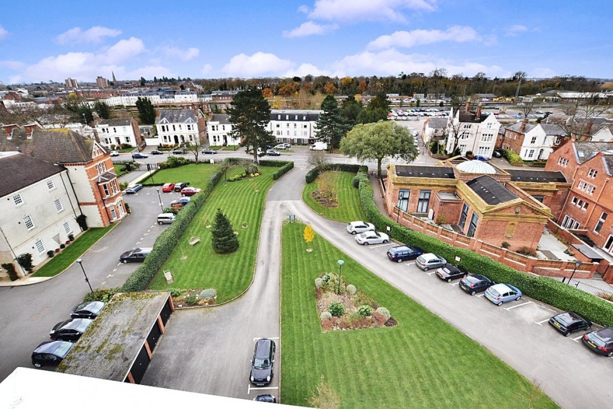 Manor Court, Avenue Road, Leamington Spa