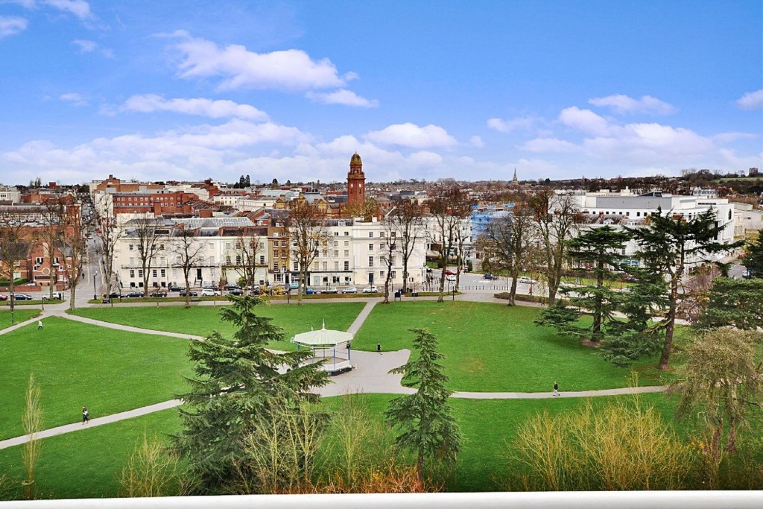 2 bedroom Flat for Letting Manor Court, Avenue Road, Leamington Spa