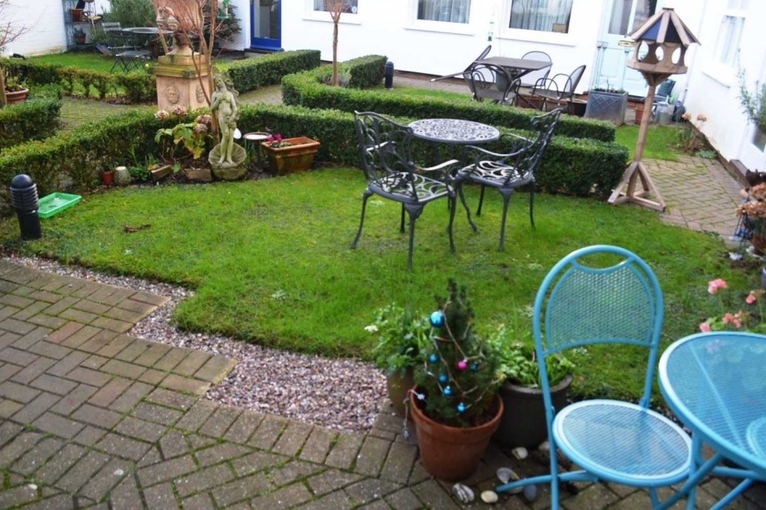 2 bedroom Flat for Letting Neville Court, Warwick