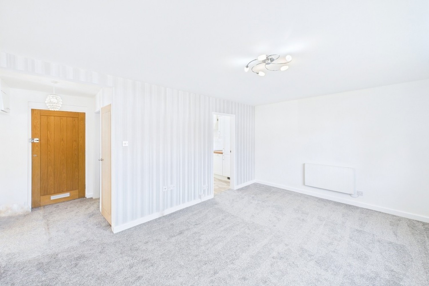 2 bedroom Flat for Letting Whateleys Drive