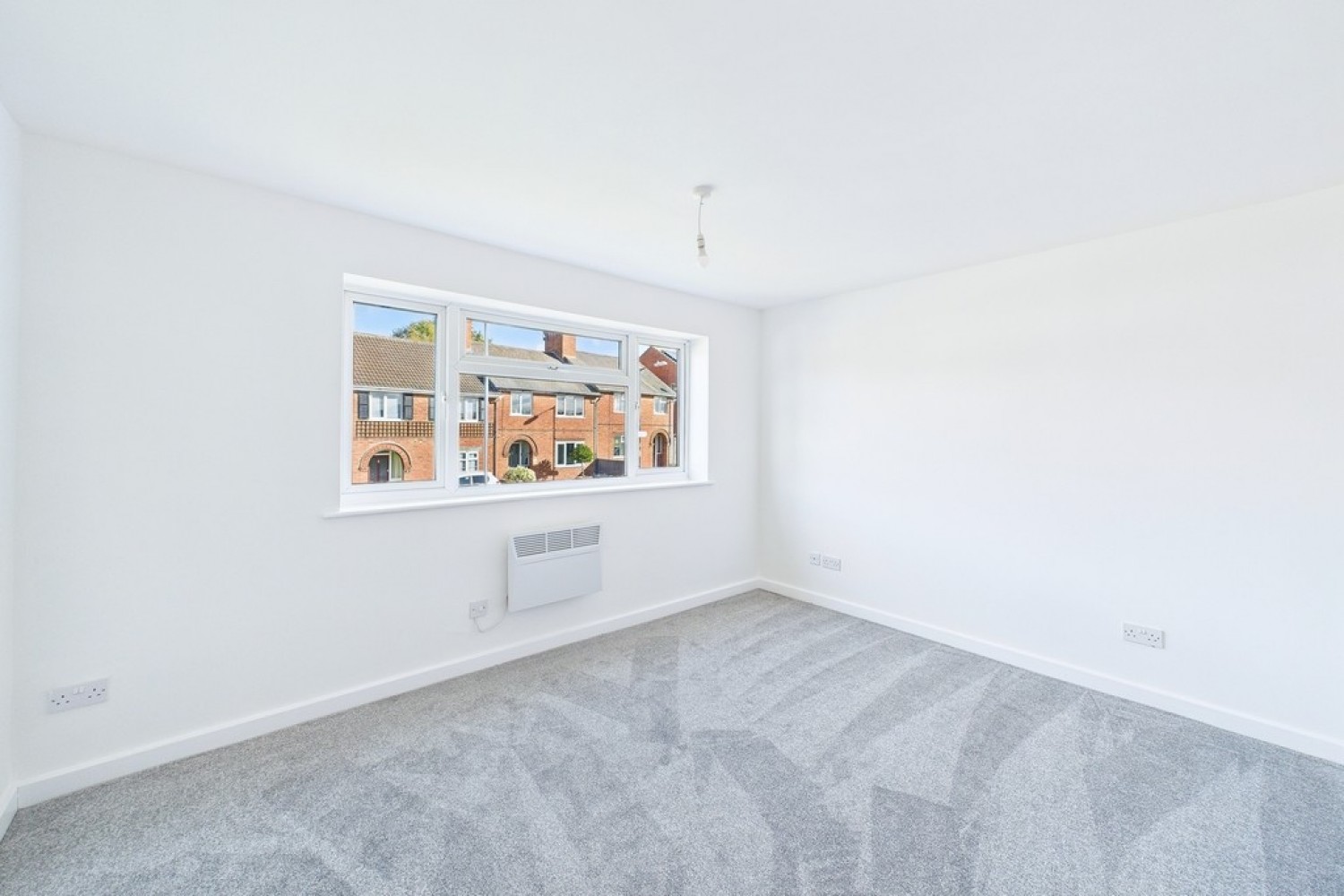 2 bedroom Flat for Letting Whateleys Drive