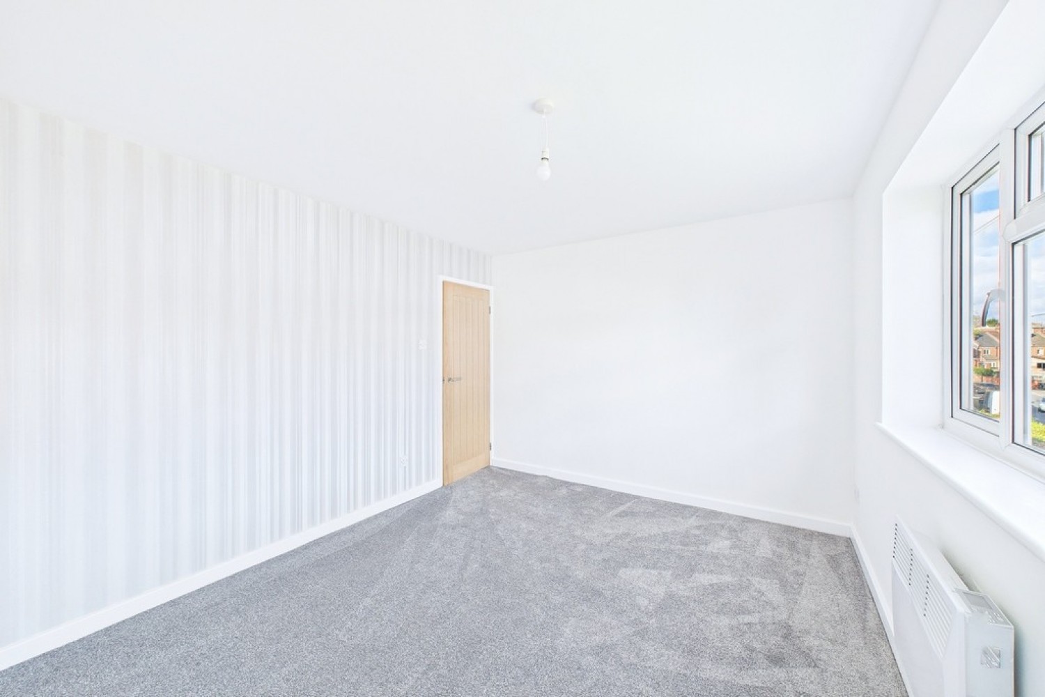2 bedroom Flat for Letting Whateleys Drive