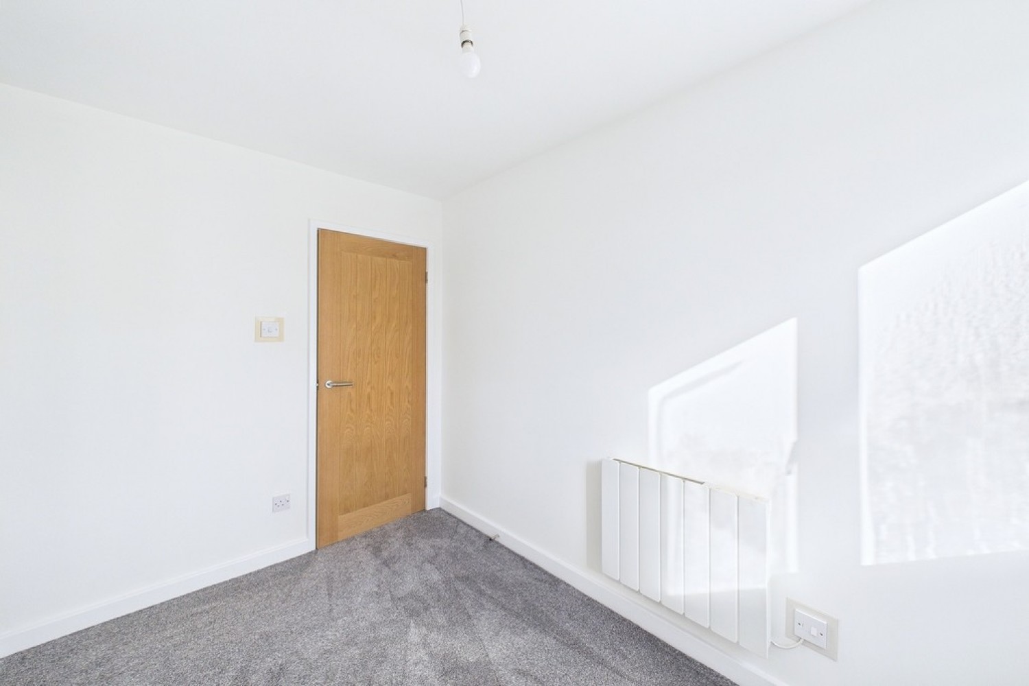 2 bedroom Flat for Letting Whateleys Drive