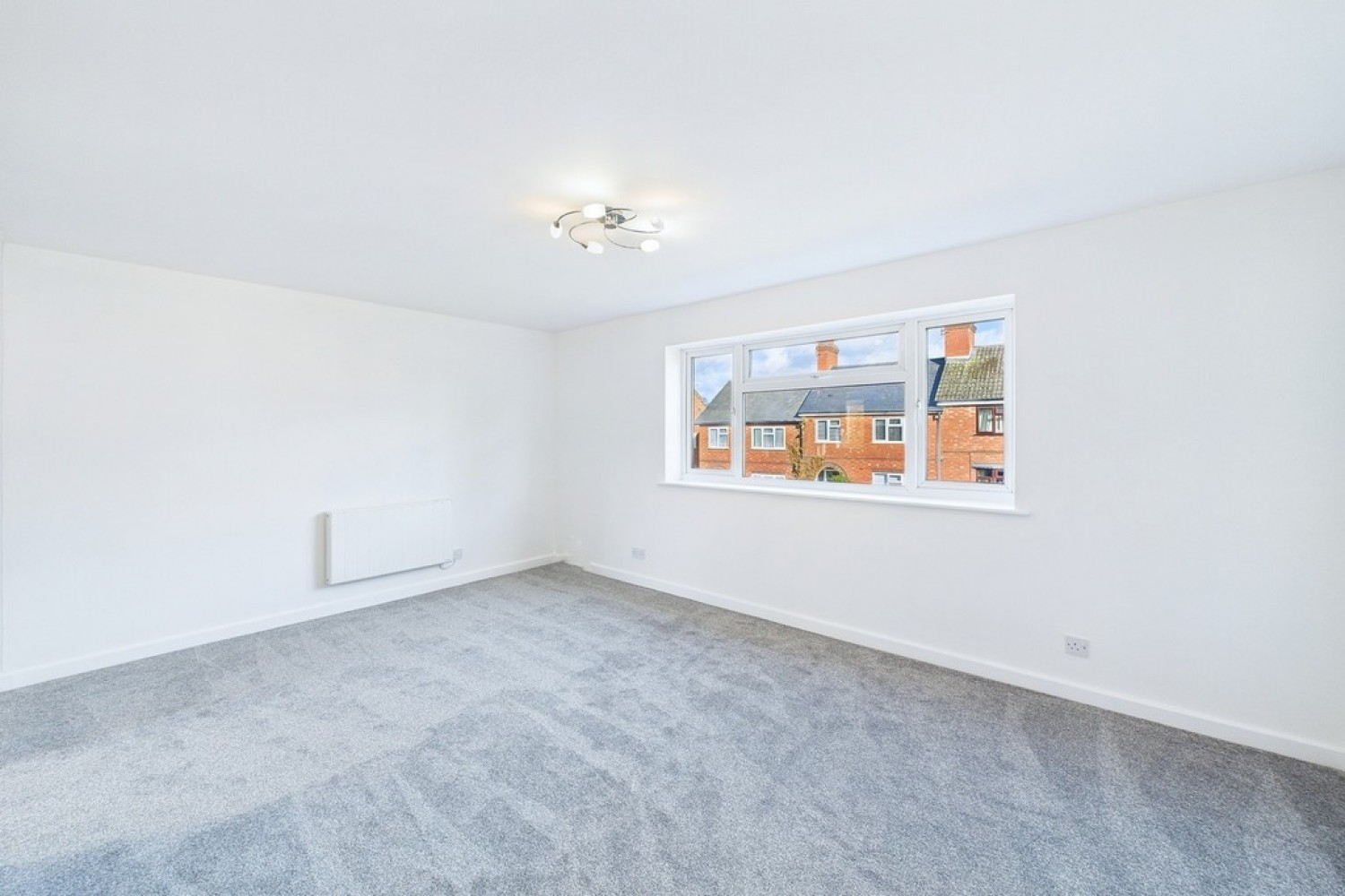 2 bedroom Flat for Letting Whateleys Drive