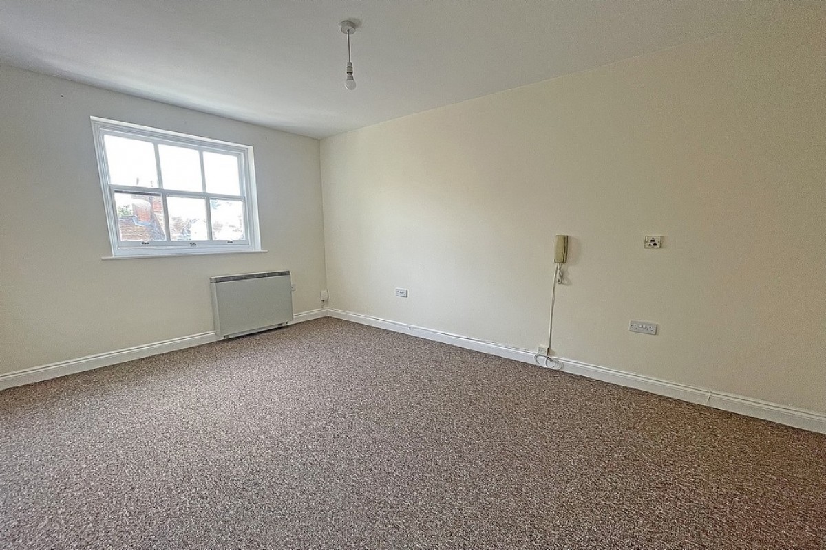 West End Court, Crompton Street, Warwick